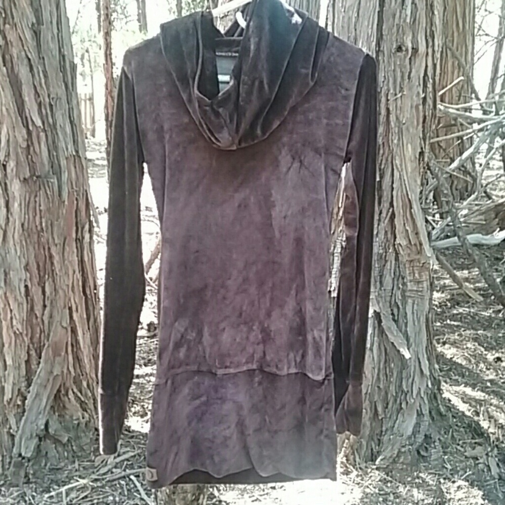 Sinew Moon All Good pullover